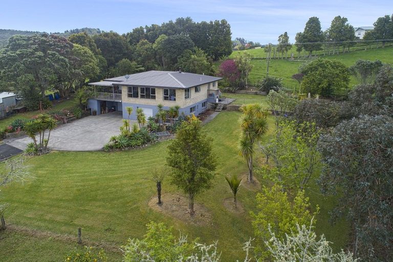 Photo of property in 151 Old Parua Bay Road, Abbey Caves, Whangarei, 0175