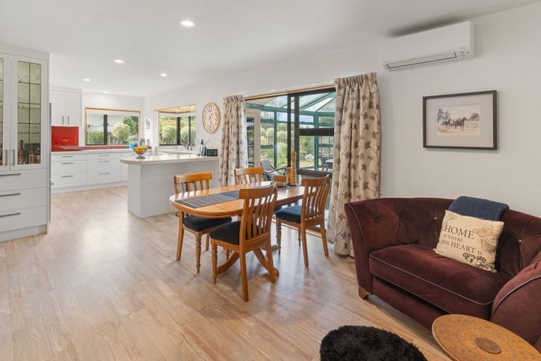 Photo of property in 35 Reading Street, Greytown, 5712