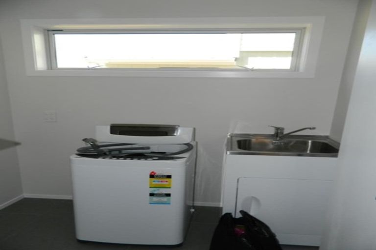 Photo of property in 14 Lambley Road, Titahi Bay, Porirua, 5022