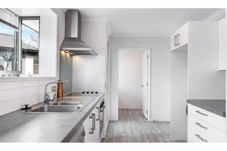 Photo of property in 38 Reginald Street, Burwood, Christchurch, 8083