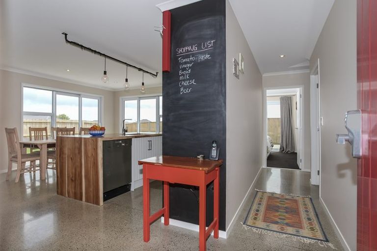 Photo of property in 13 Harakeke Drive, Wharewaka, Taupo, 3330