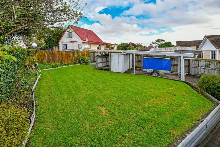 Photo of property in 4 Greenstone Place, Clover Park, Auckland, 2019