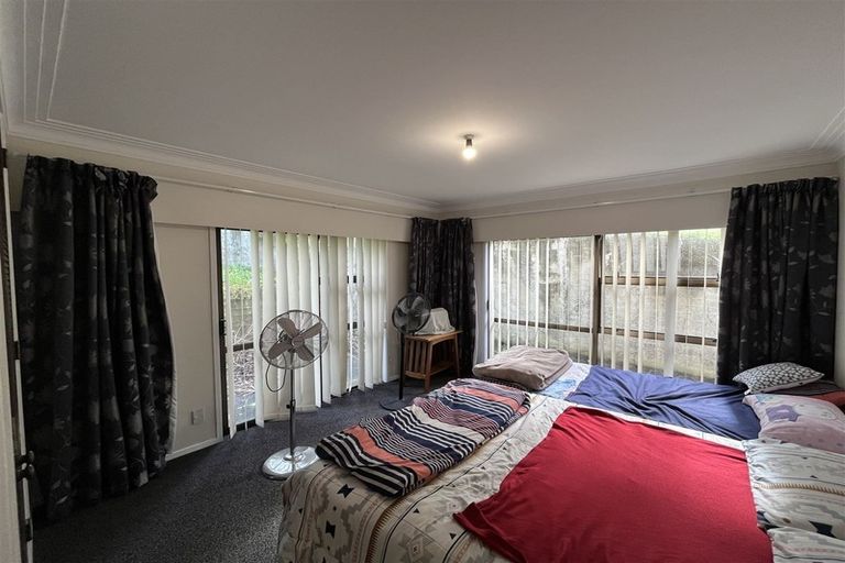 Photo of property in 1/52b Pleasant Road, Glen Eden, Auckland, 0602