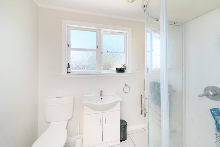 Photo of property in 140 Rangiora Avenue, Roslyn, Palmerston North, 4414