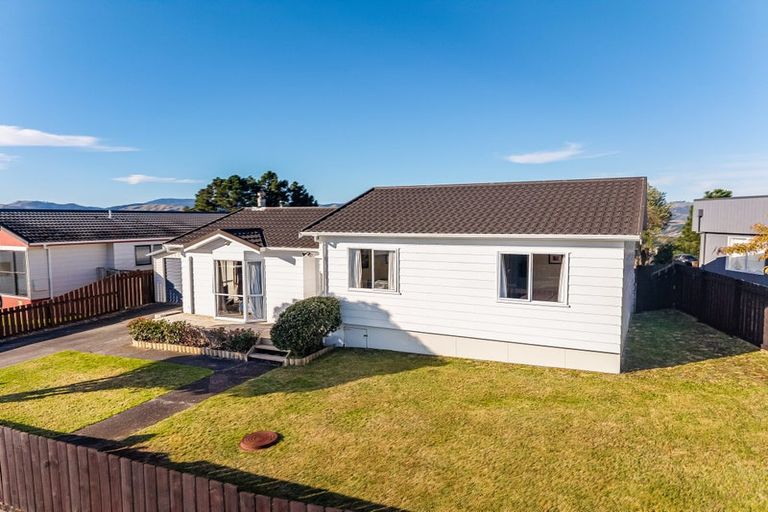 Photo of property in 28 Doncaster Terrace, Ascot Park, Porirua, 5024