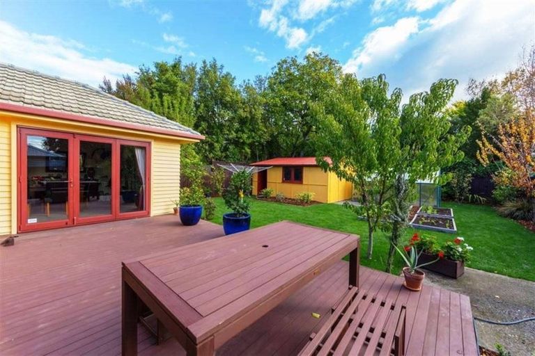 Photo of property in 51 Balgay Street, Upper Riccarton, Christchurch, 8041