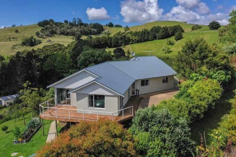 Photo of property in 60 Puhoi Road, Puhoi, Warkworth, 0994