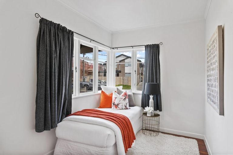 Photo of property in 2/33 Havelock Avenue, Forrest Hill, Auckland, 0620