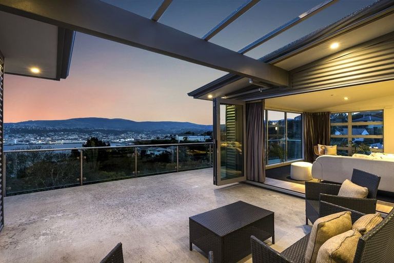 Photo of property in 50 Shandon Road, Vauxhall, Dunedin, 9013