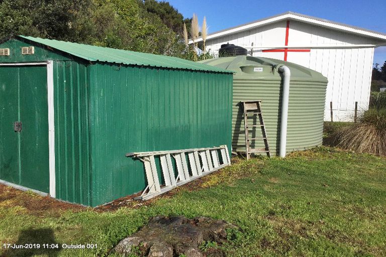 Photo of property in 17 Old Woodcocks Road, Kaipara Flats, Warkworth, 0981