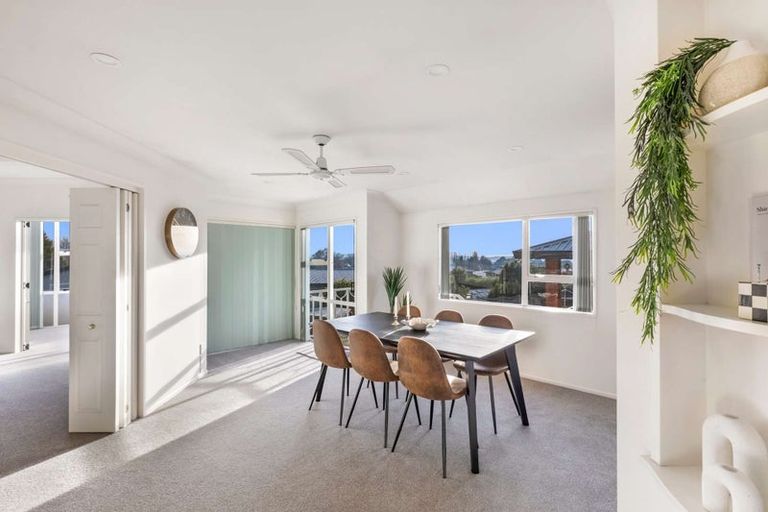 Photo of property in 43 Aotea Crescent, Gore, 9710