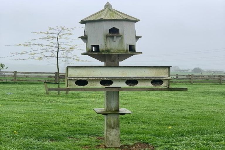 Photo of property in 18 Falls Road, Hunua, Papakura, 2583