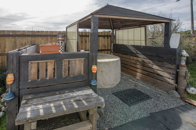 Photo of property in 15 Cygnet Street, North New Brighton, Christchurch, 8083