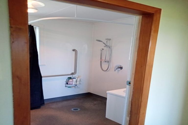 Photo of property in 2 Hauiti Road, Tolaga Bay, 4077