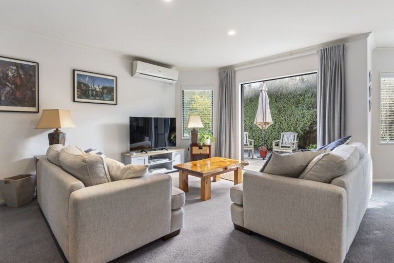 Photo of property in 56 Corinth Grove, Papamoa Beach, Papamoa, 3118