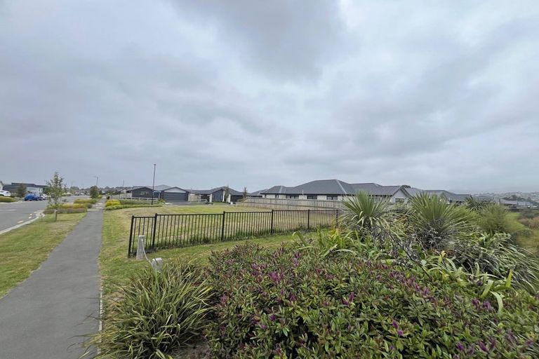 Photo of property in 35 Navarra Road, Halswell, 8025