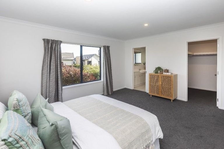 Photo of property in 2 Limes Avenue, Parklands, Christchurch, 8083