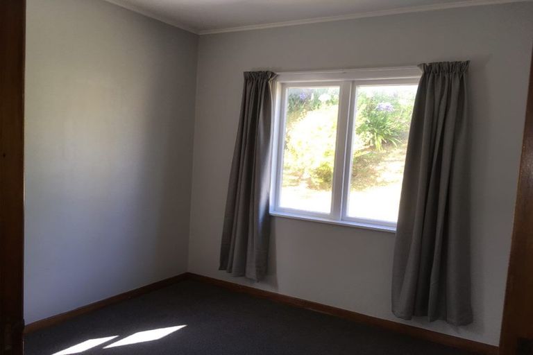 Photo of property in 46 Bould Street, Johnsonville, Wellington, 6037
