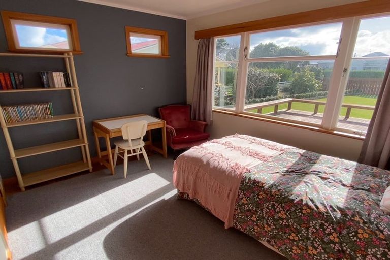 Photo of property in 19 Smith Street, Waverley, 4510