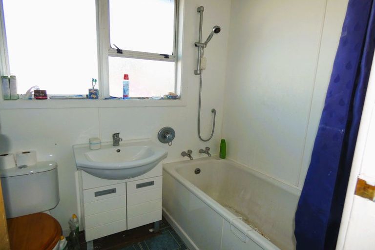 Photo of property in 26 Colvin Street, Westport, 7825