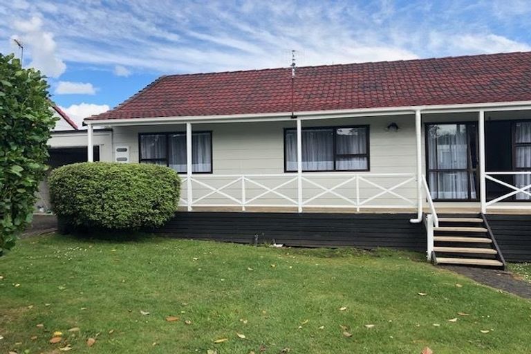 Photo of property in 1/18 Waiari Road, Conifer Grove, Takanini, 2112