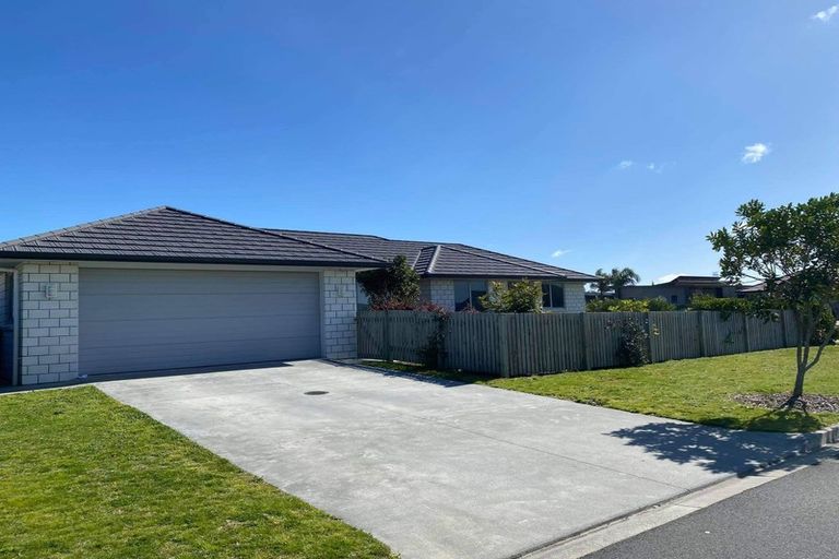 Photo of property in 22 Kohekohe Road, Papamoa Beach, Papamoa, 3118