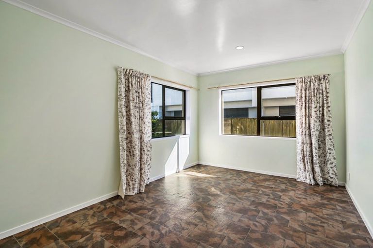 Photo of property in 6 Muricata Avenue, Mount Maunganui, 3116