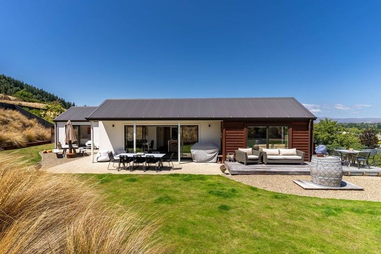 Photo of property in 26 Naylor Street, Clyde, 9330