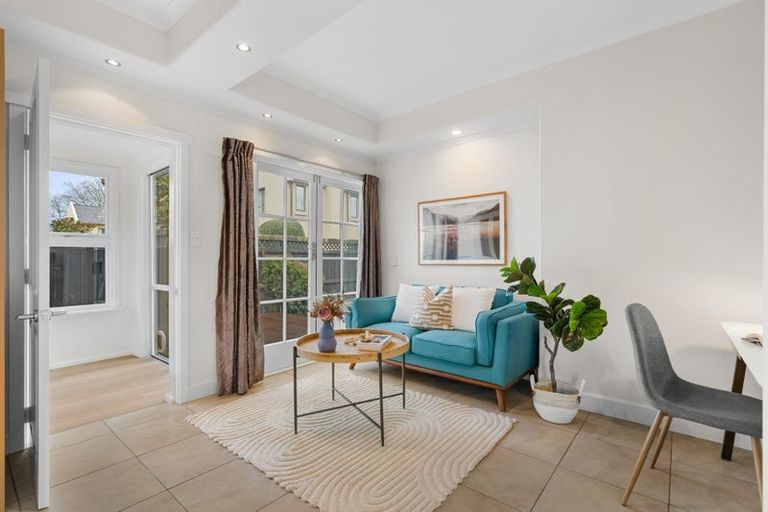 Photo of property in 15 Roa Road, Fendalton, Christchurch, 8041