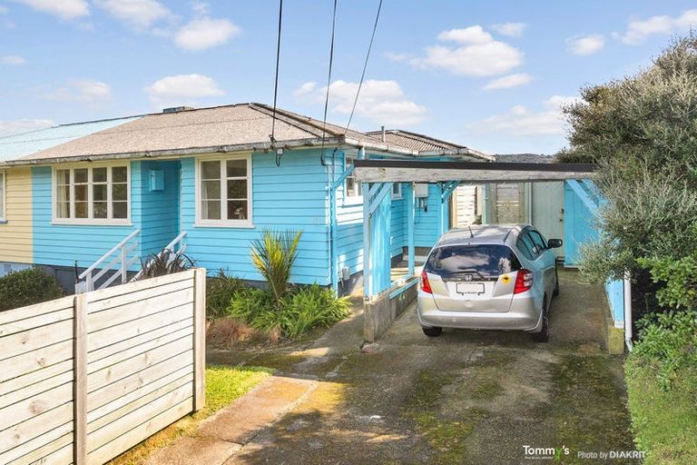 Photo of property in 46 Raukawa Street, Strathmore Park, Wellington, 6022