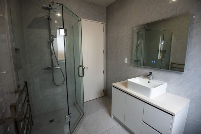 Photo of property in 6 Bremner Ridge Street, Flat Bush, Auckland, 2019