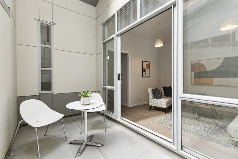 Photo of property in Dixonlane Apartments, 12/7 Feltex Lane, Te Aro, Wellington, 6011