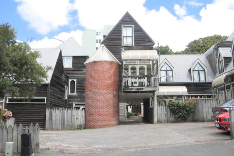 Photo of property in 4/1 Cottleville Terrace, Thorndon, Wellington, 6011