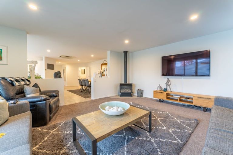 Photo of property in 87 Temple Crescent, Gleniti, Timaru, 7910