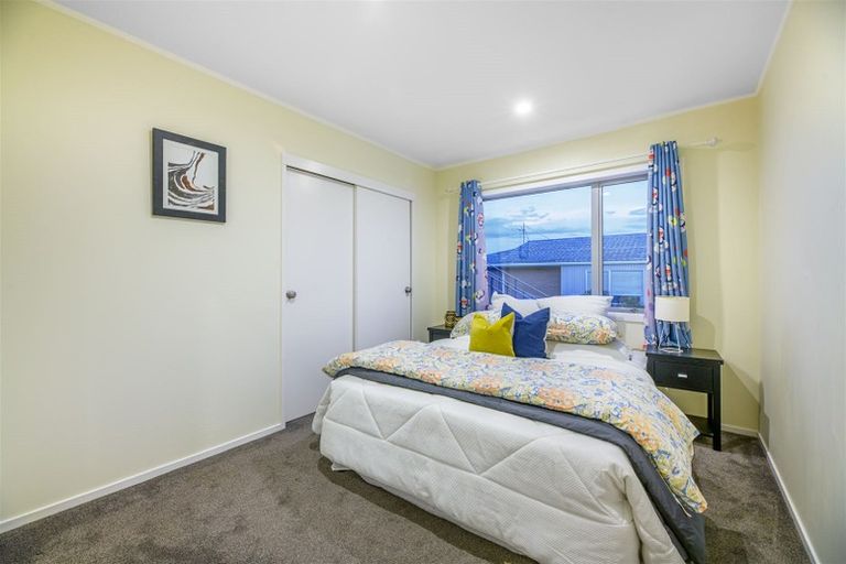 Photo of property in 5 Maxwelton Drive, Mairangi Bay, Auckland, 0630