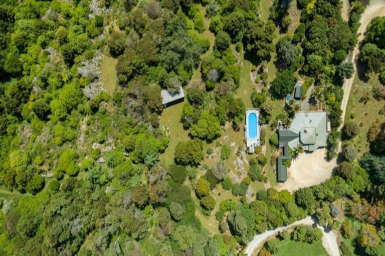 Photo of property in 142 Rocklands Road, Clifton, Takaka, 7183