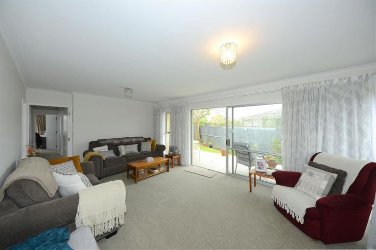 Photo of property in 65 Saint Heliers Crescent, Aranui, Christchurch, 8061