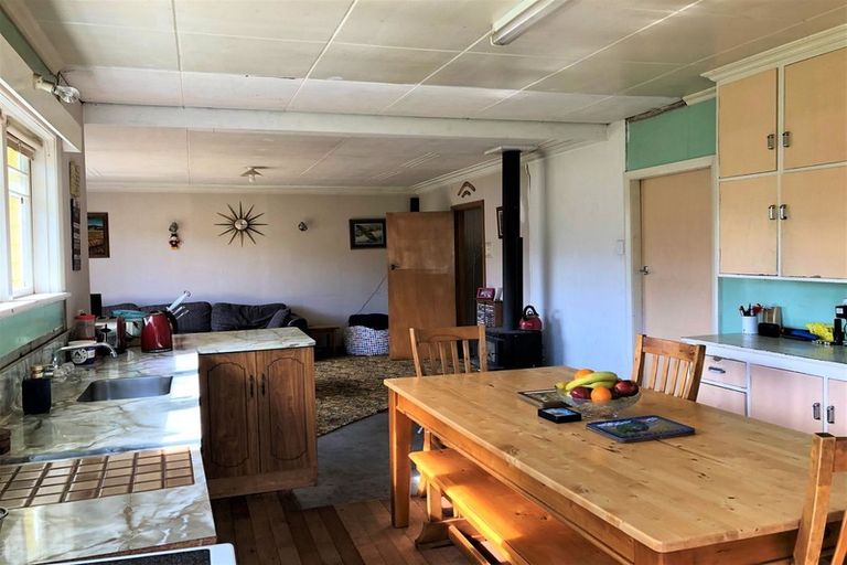 Photo of property in 6 Ross Street, Balclutha, 9230