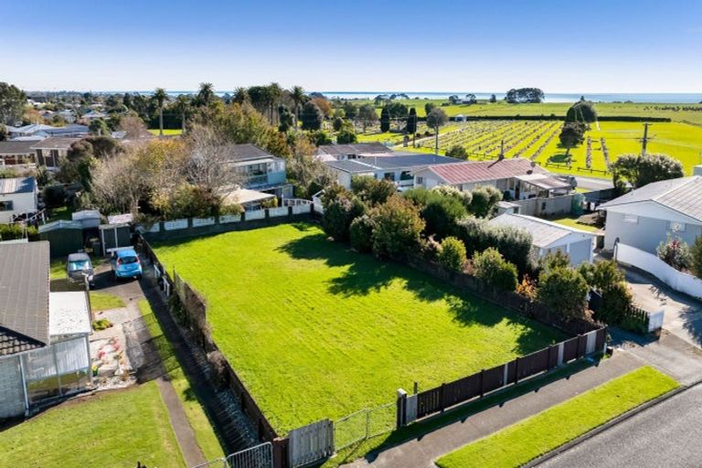Photo of property in 5 Pleiades Street, Waitara, 4320
