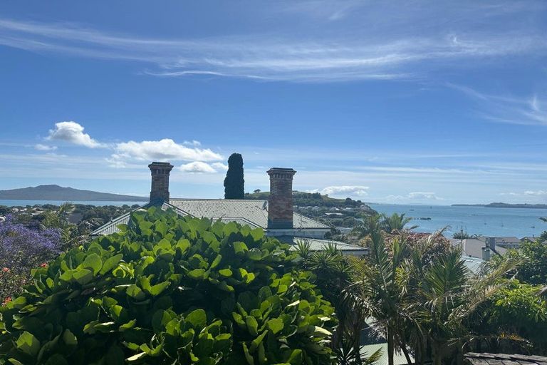 Photo of property in 30 Mays Street, Devonport, Auckland, 0624