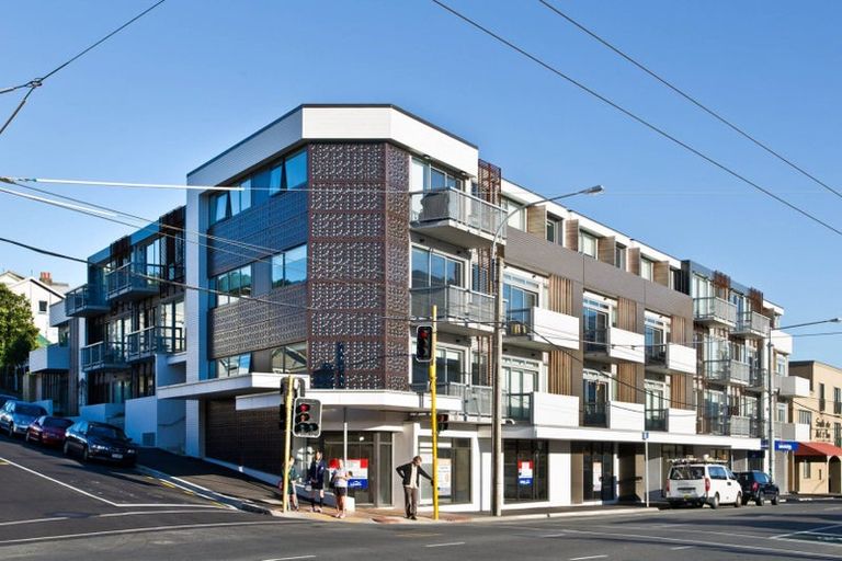 Photo of property in Masina Apartments, 302/80 Riddiford Street, Newtown, Wellington, 6021