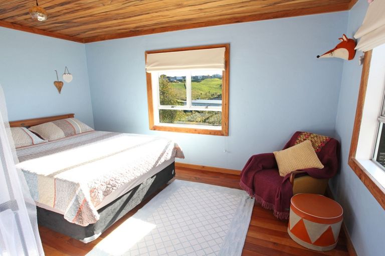 Photo of property in 7 Simon Road, Raglan, 3225