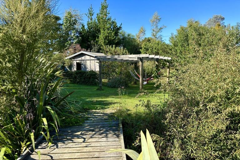 Photo of property in 32 Phillips Street, Tikokino, Waipawa, 4273