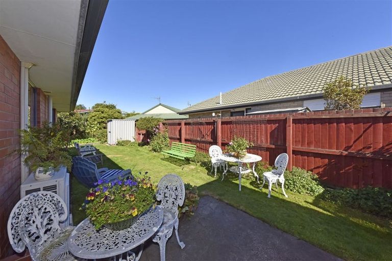 Photo of property in 1a Topham Lane, Hornby, Christchurch, 8042