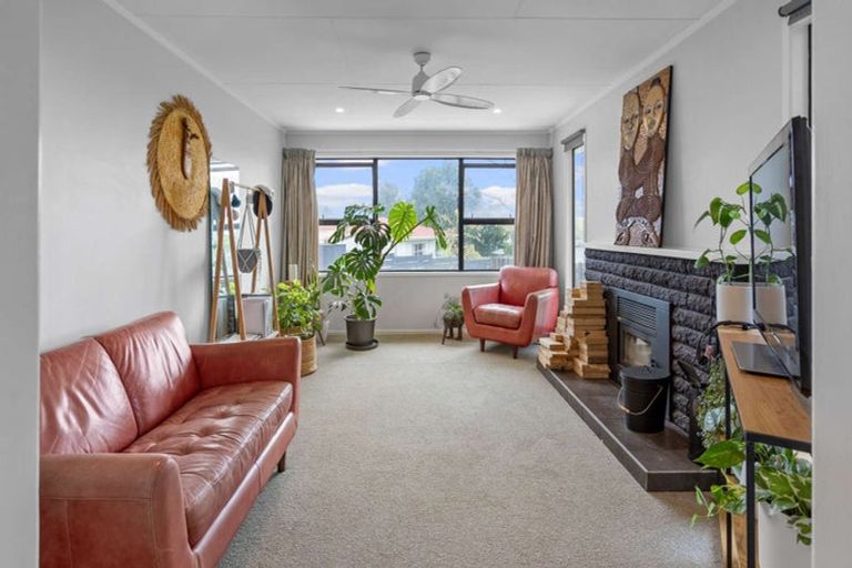 Photo of property in 20 Ben Keys Street, Te Puke, 3119