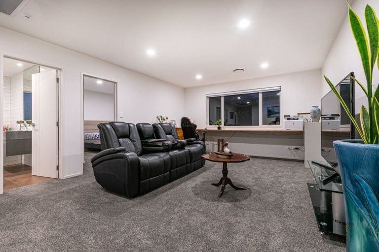 Photo of property in 72 Bankside Road, Silverdale, 0932