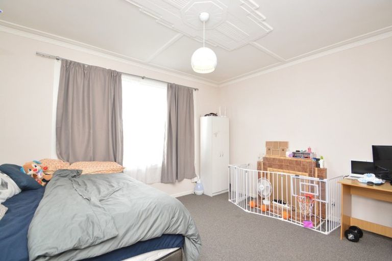 Photo of property in 235 Princes Street, Strathern, Invercargill, 9812