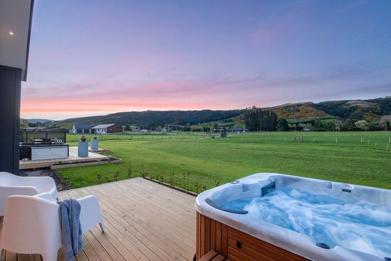 Photo of property in 165 Tirohanga Road, North Taieri, Mosgiel, 9092