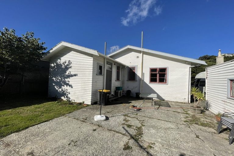 Photo of property in 13 Marshall Street, Karori, Wellington, 6012