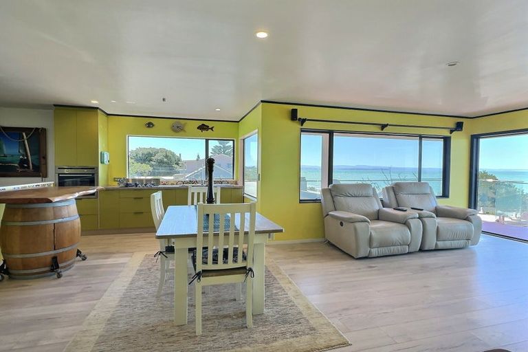 Photo of property in 267 Clifton Road, Te Awanga, 4102